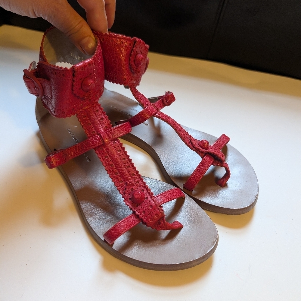 Balenciaga Red Brogue Leather Flat Thong Sandals Size 36 in VGUC